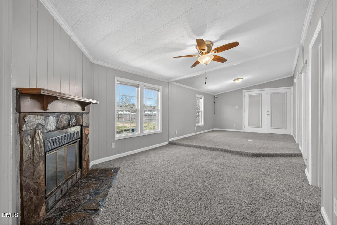 Photo of 1622 Lancaster Road