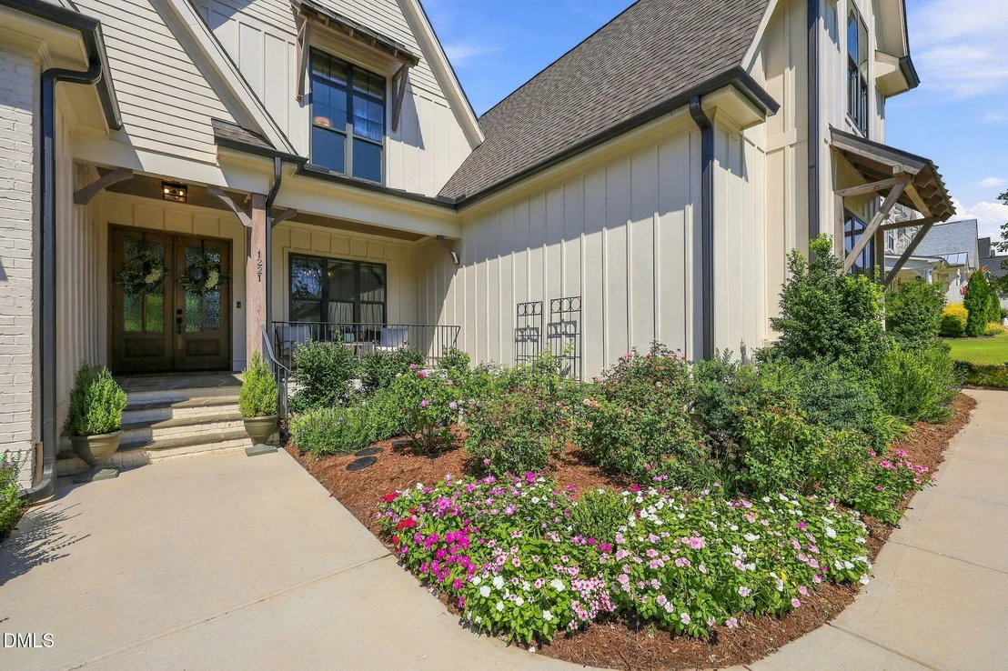 Photo of 1221 Perry Bluff Drive