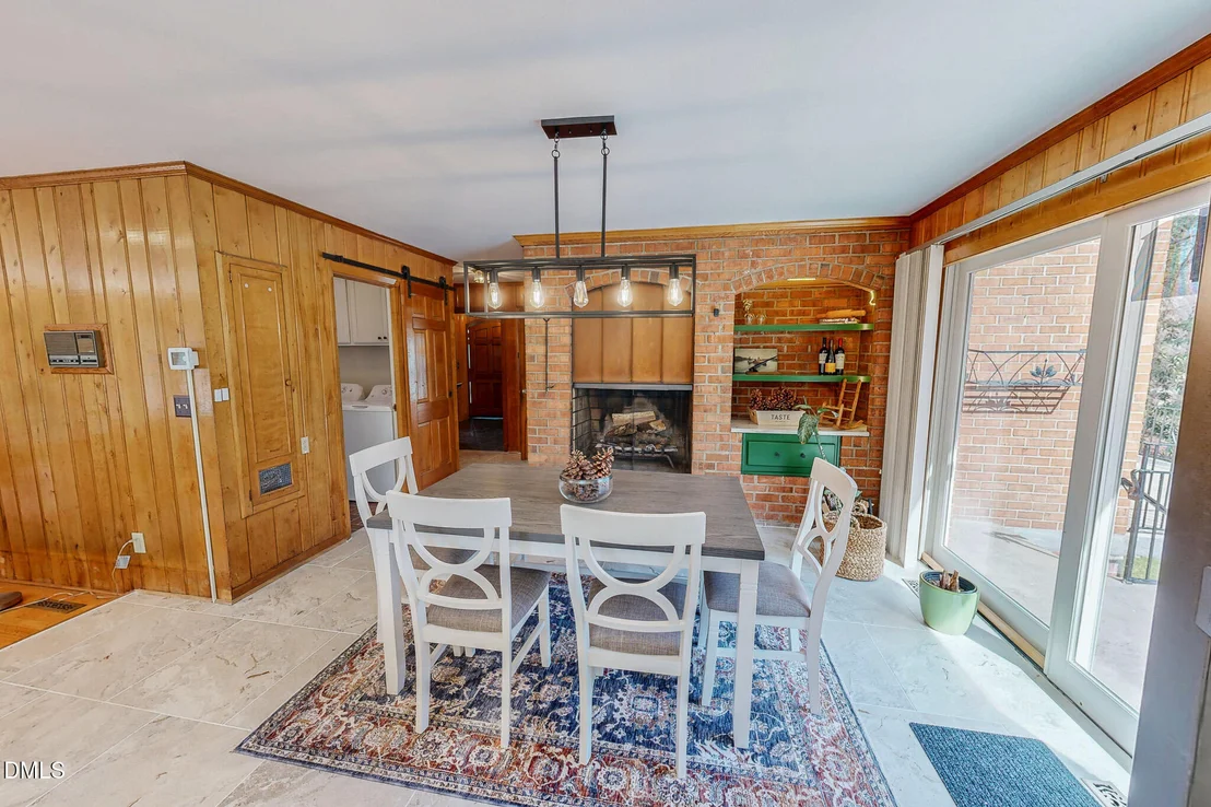 Photo of 382 Wimbledon Drive
