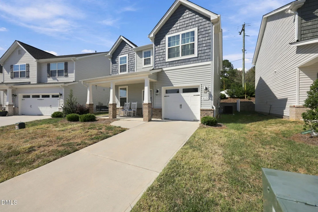 Photo of 2170 Campbell Loop