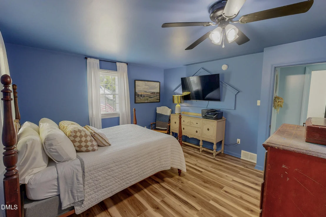 Photo of 1641 Oak Grove Road