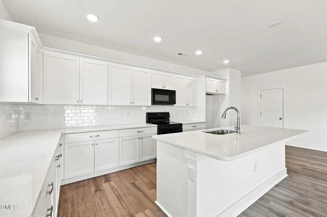 Photo of 30 Loganberry Avenue