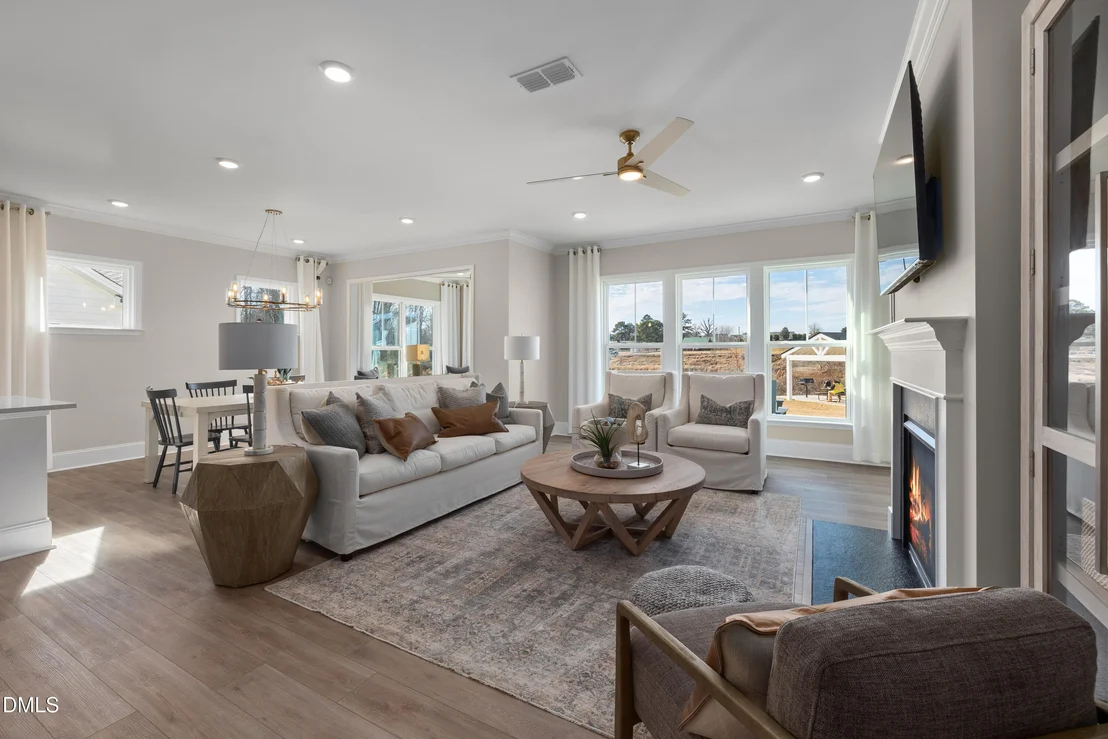 Photo of 2113 Saunders Farm Drive