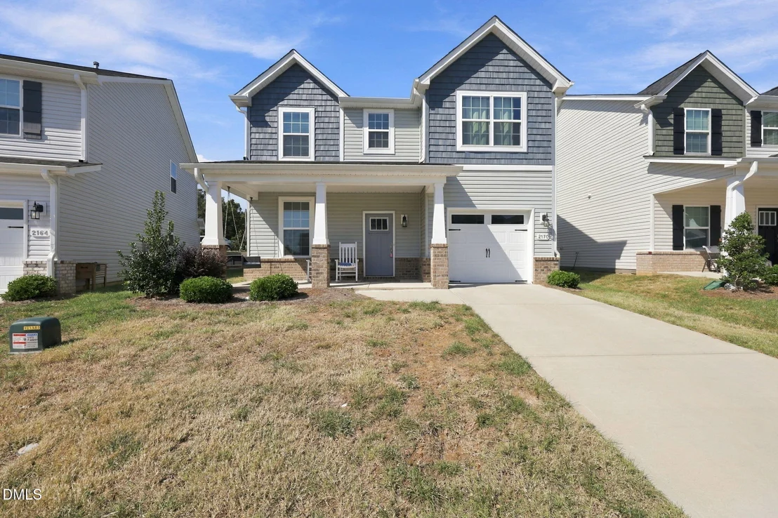 Photo of 2170 Campbell Loop