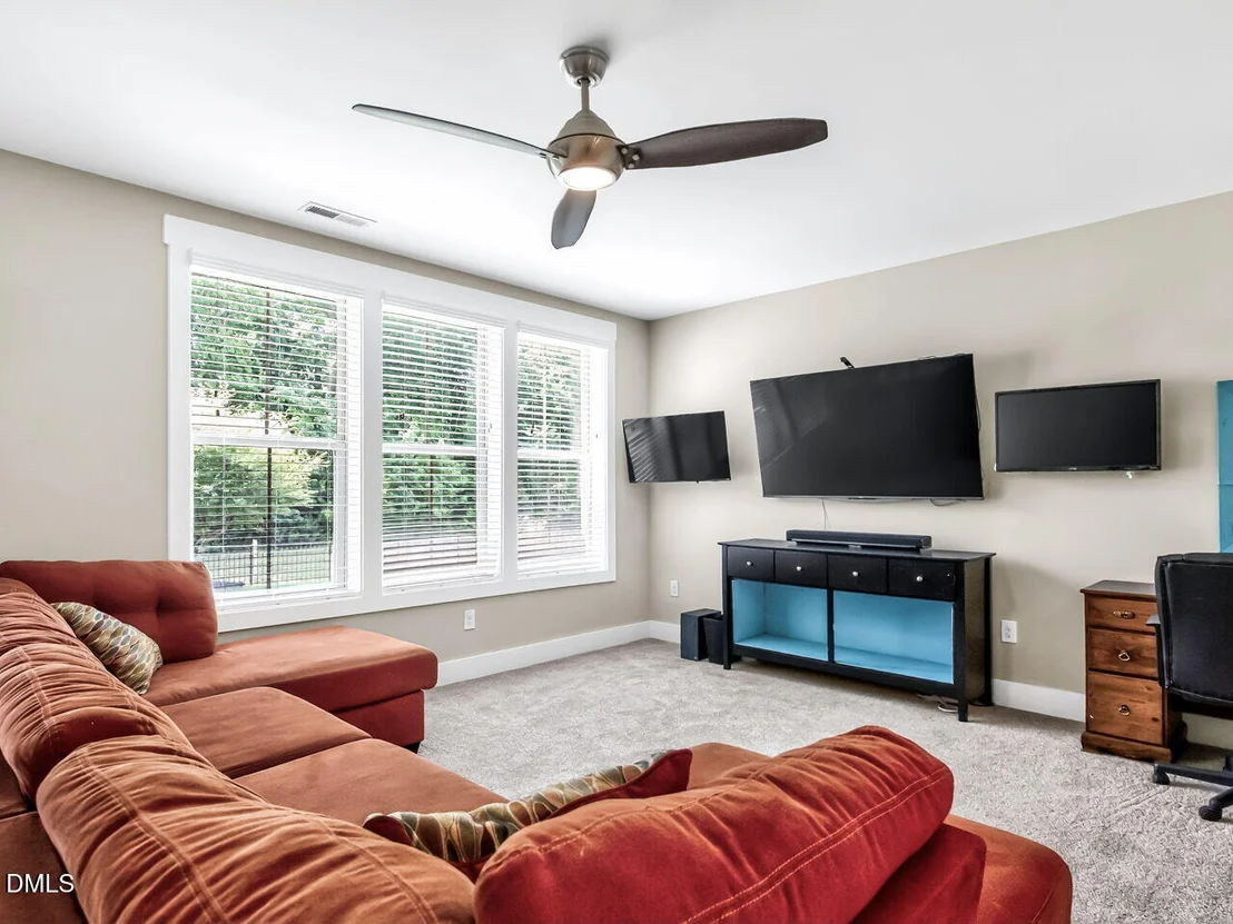 Photo of 1701 Chestnut Falls Road