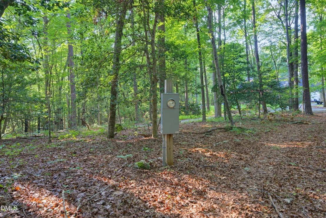Photo of 100 Sloping Pond Road
