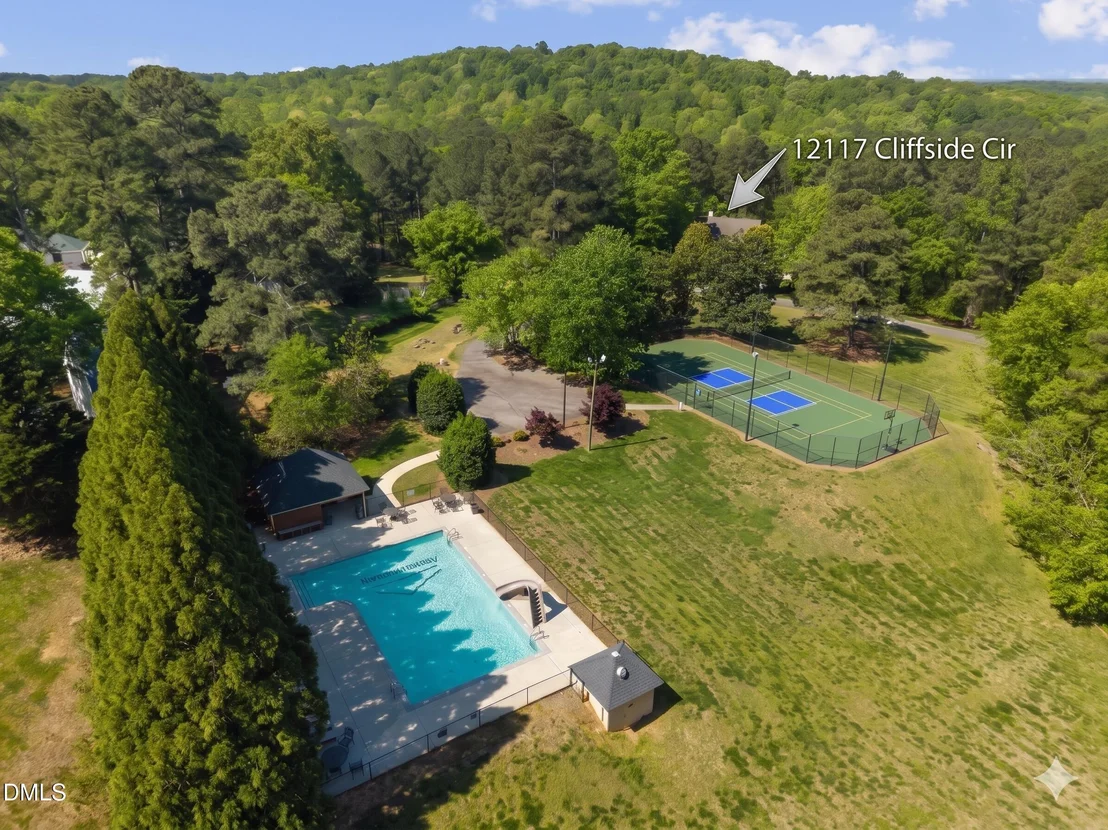 Photo of 12117 Cliffside Circle