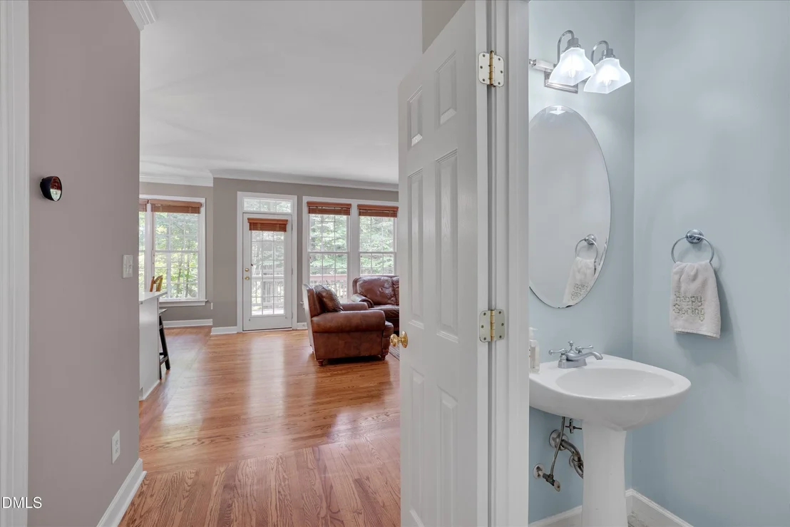 Photo of 504 Manor Rdg Drive
