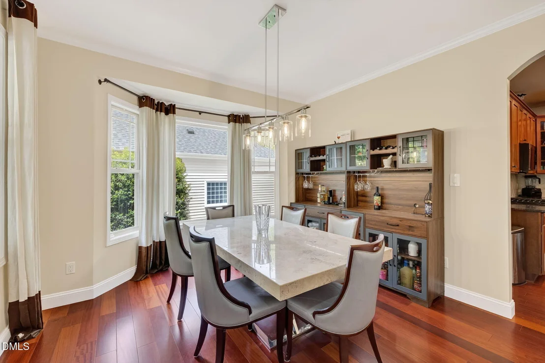 Photo of 9104 Linslade Way
