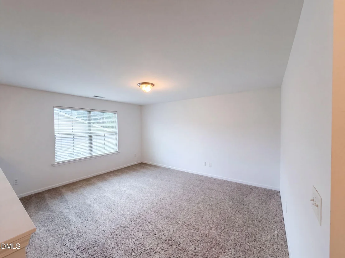 Photo of 1304 Litchborough Way