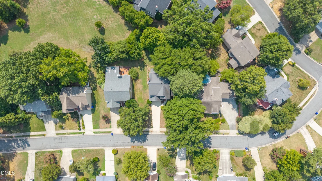 Photo of 207 Windhover Drive