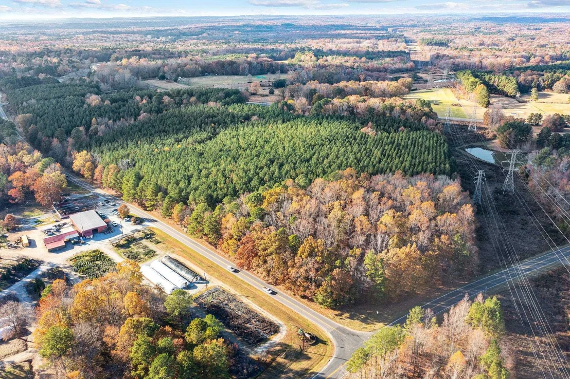 Photo of 3216 Hamlin Road