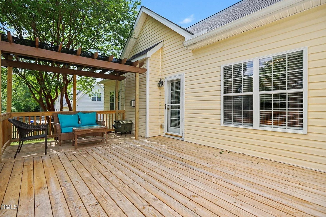 Photo of 101 Maple Street