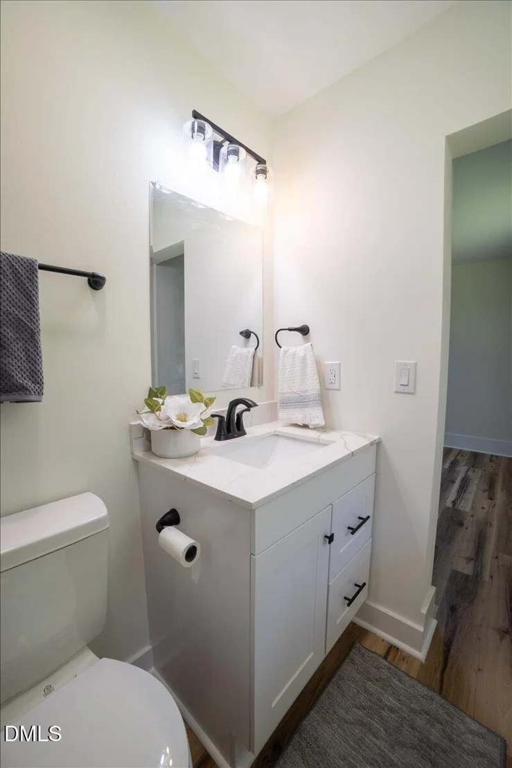 Photo of 906 Circle Drive