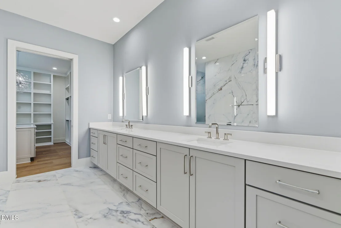 Photo of 213 Westhampton Drive