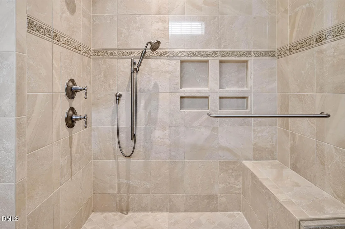 Photo of 2555 Beckwith Road