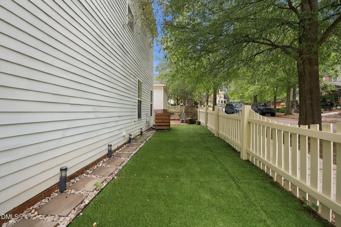 Photo of 10930 Peppermill Drive