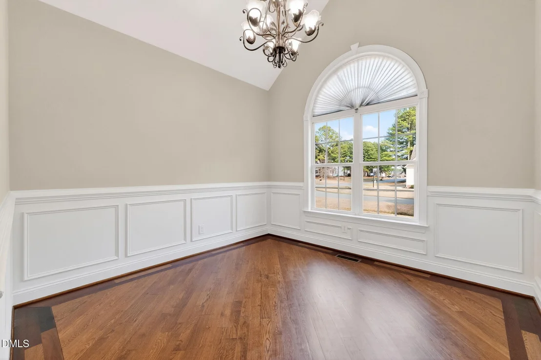 Photo of 201 Eagle Crest Lane