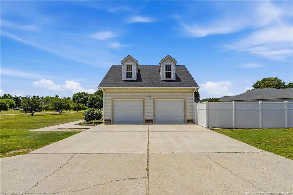 Photo of 44 Oak Hill Drive
