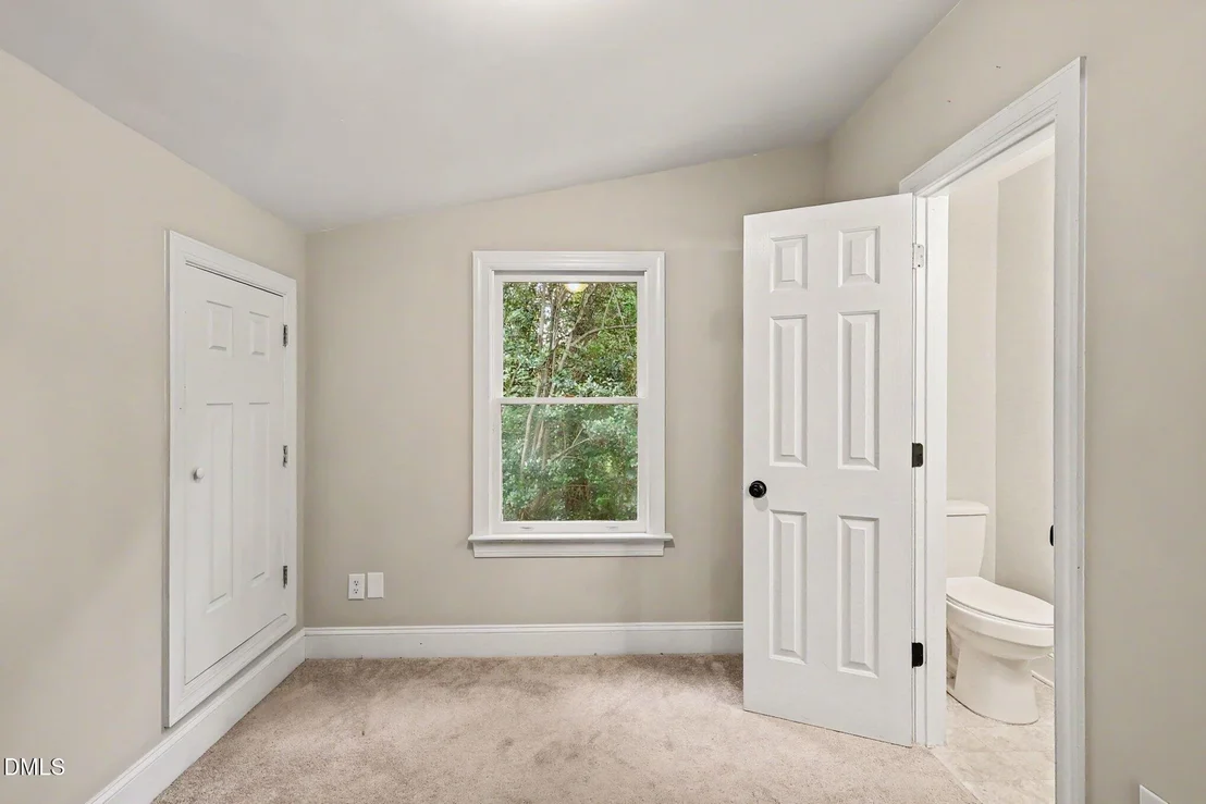 Photo of 7004 Norwich Drive