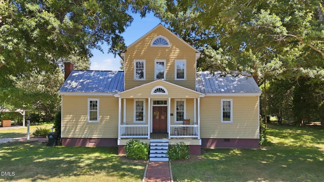 Photo of 462 Darius Pearce Road