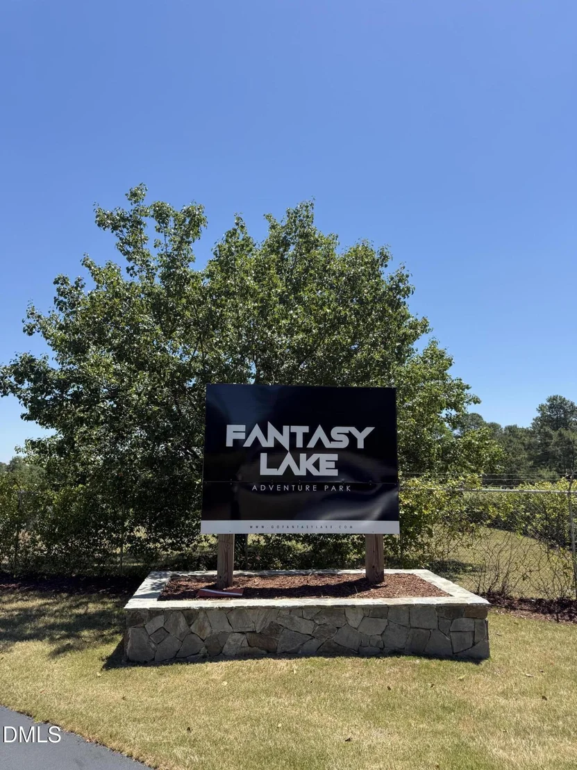 Photo of 2577 Quarry Road