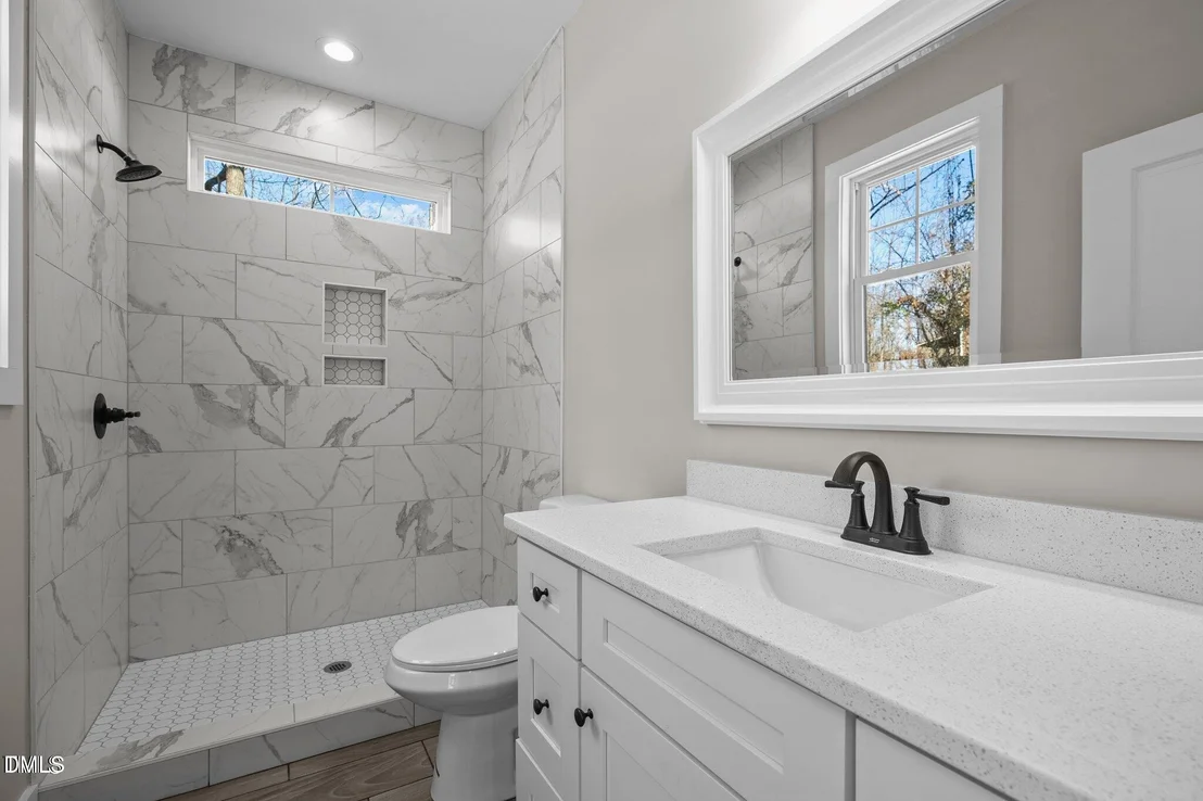 Photo of 531 Booth Street