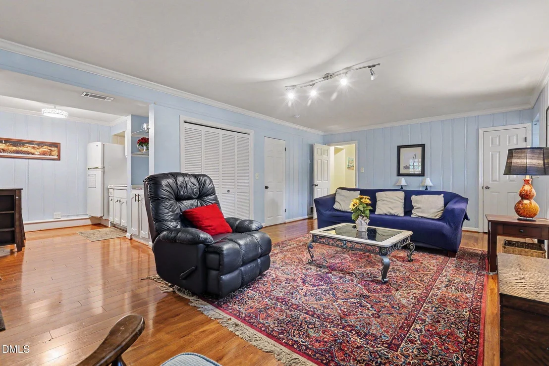 Photo of 4105 Yadkin Drive