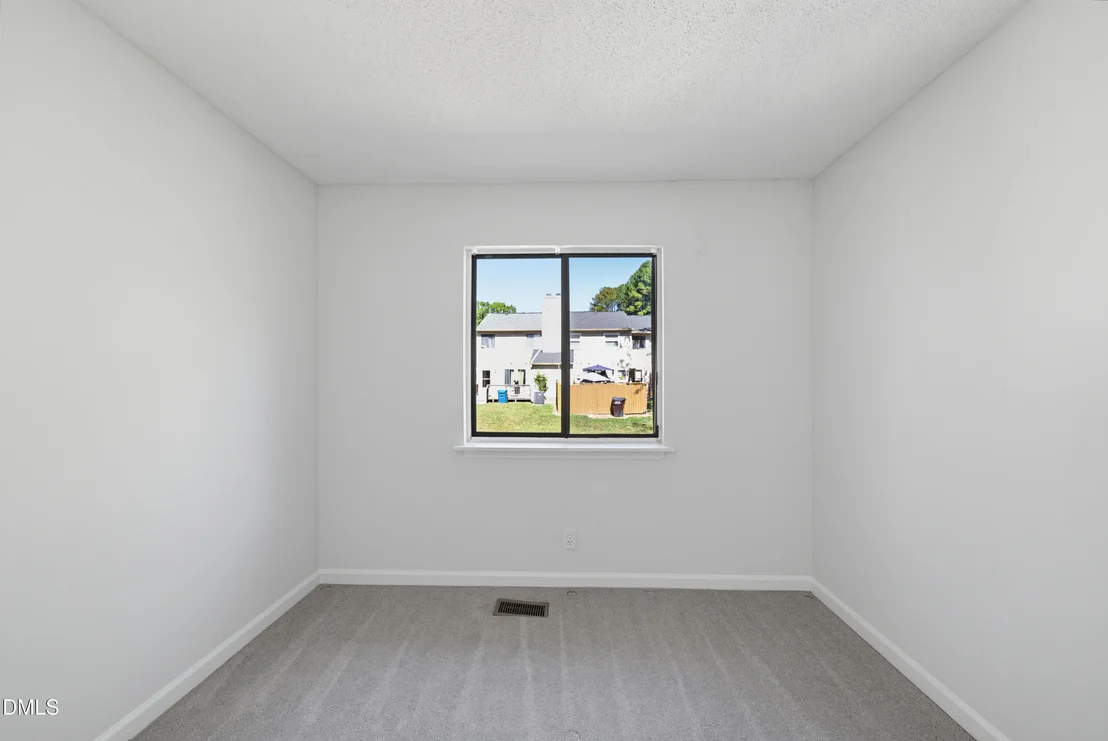 Photo of Unit B at 2402 Stadium Drive
