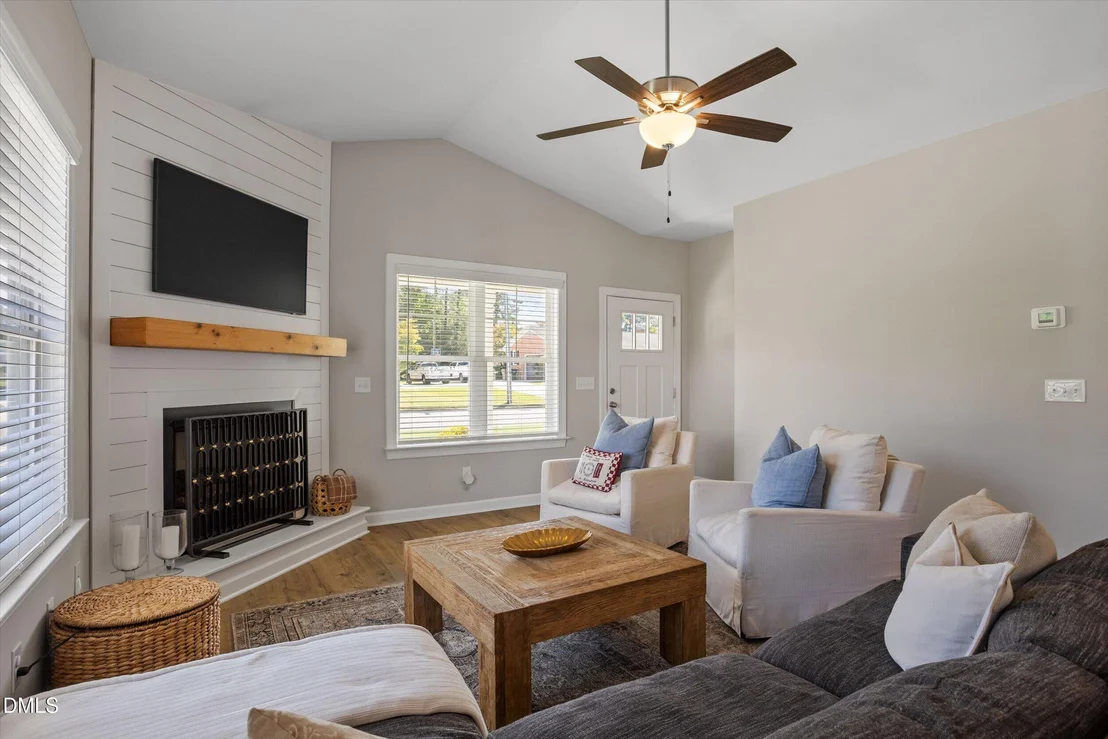 Photo of 318b Crescent Drive