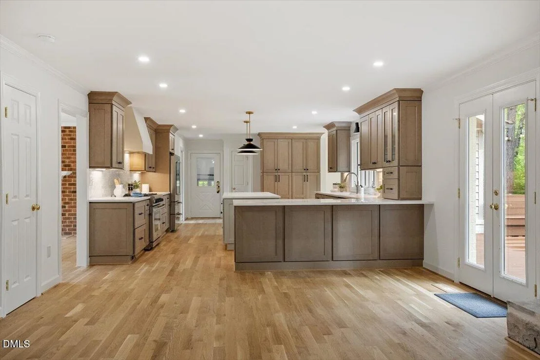 Photo of 1023 Cleland Drive