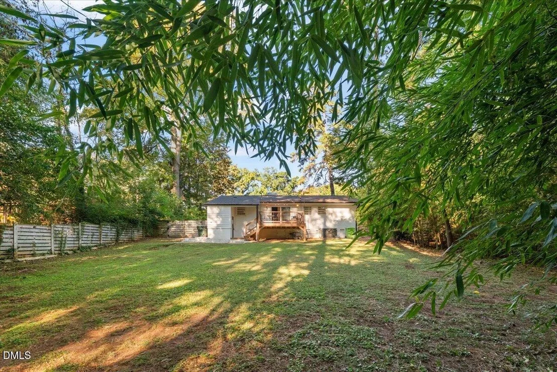Photo of 2946 Glenridge Drive