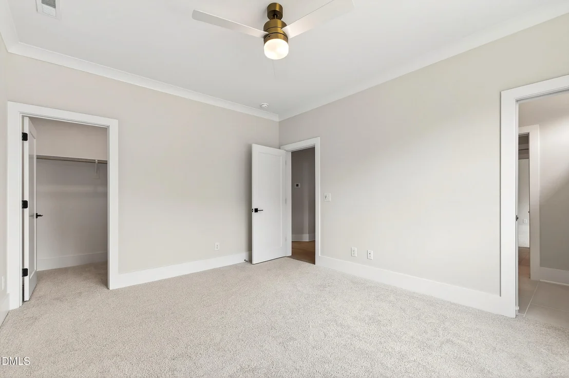 Photo of 688 Lynch Road