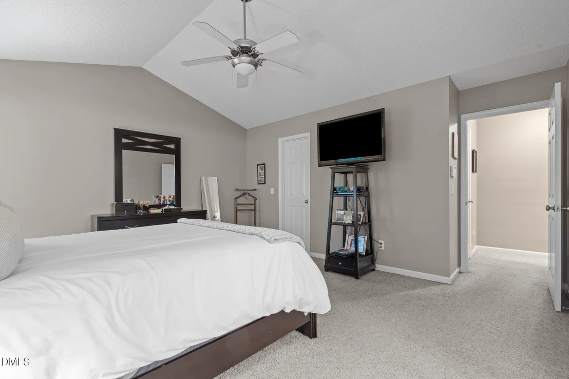 Photo of 262 Clayton Pointe Drive