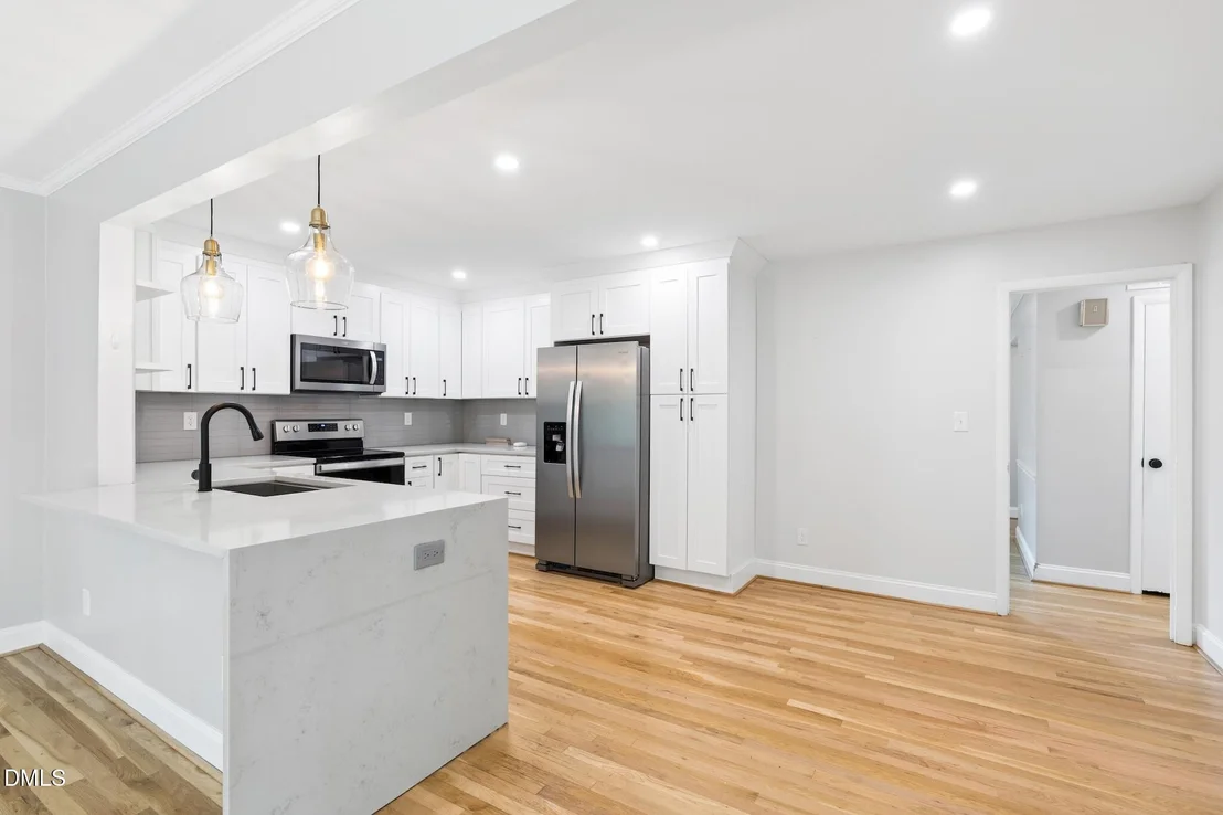 Photo of 412 Pinecroft Drive