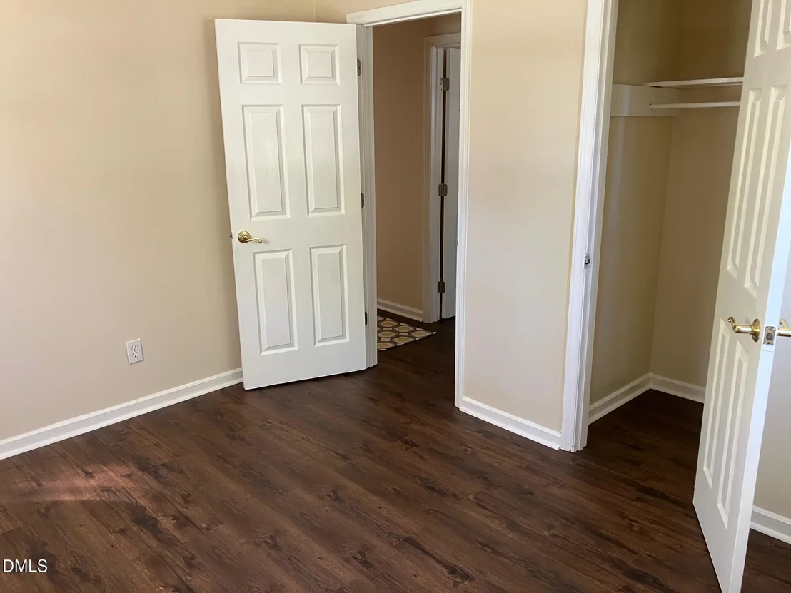 Photo of 1302 Hearthside Street