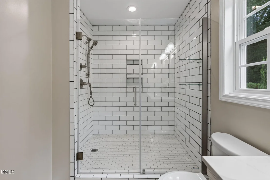 Photo of 63 White Oak Drive