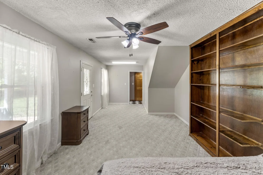 Photo of 5635 Baptist Assembly Road