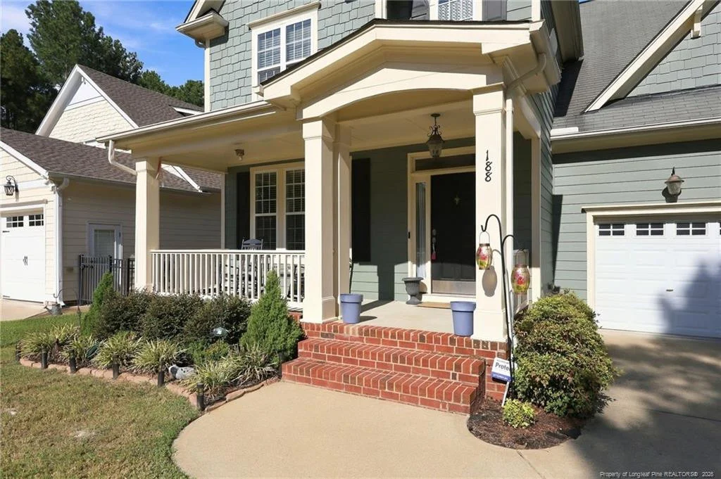 Photo of 188 Lamplighter Way