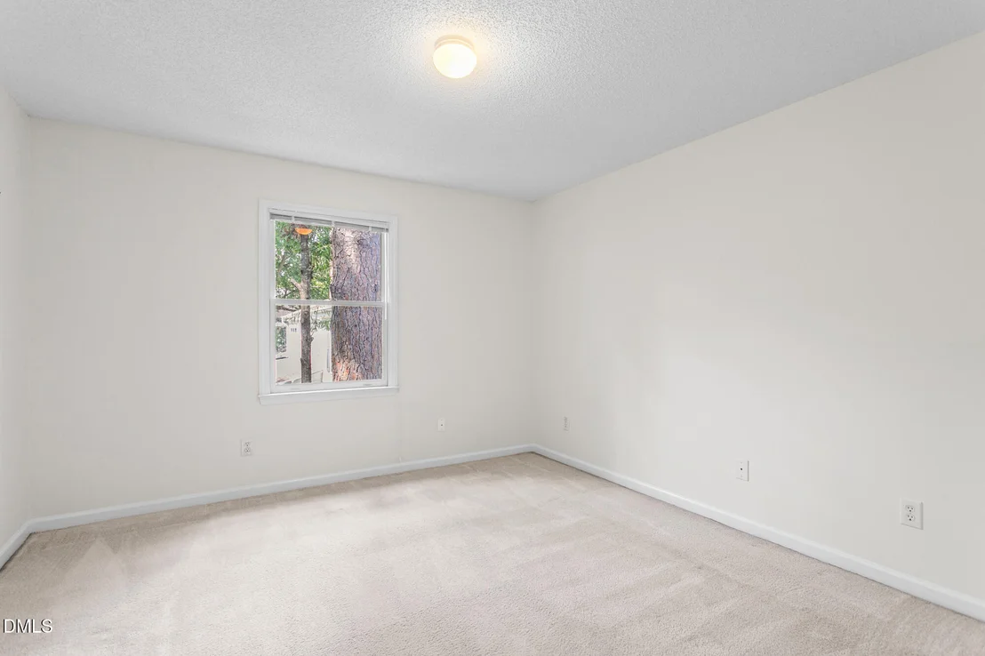 Photo of 207 Windhover Drive