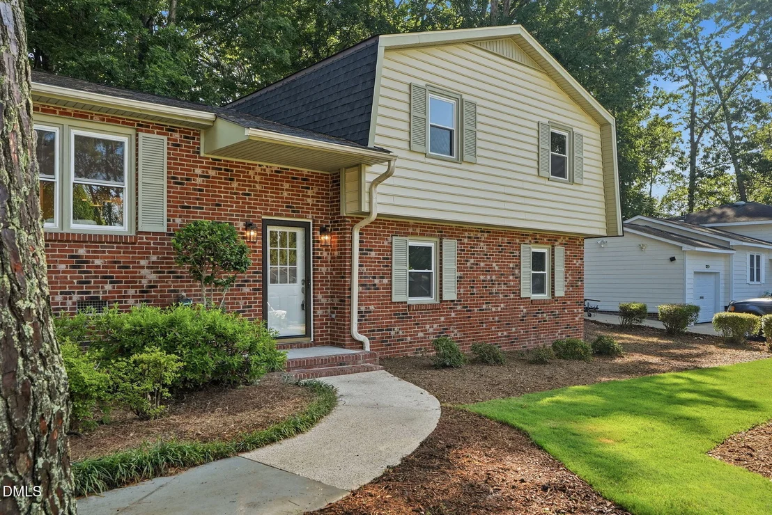 Photo of 803 Roanoke Drive