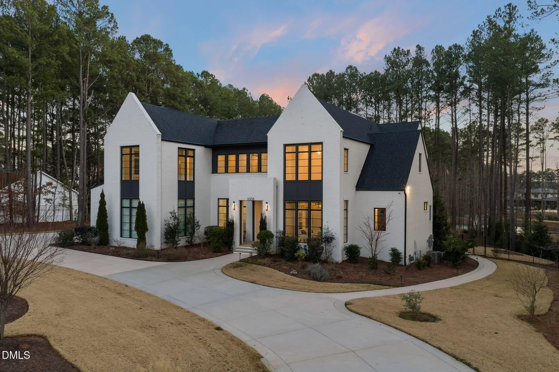 Photo of 1008 Enchanted Pine Lane