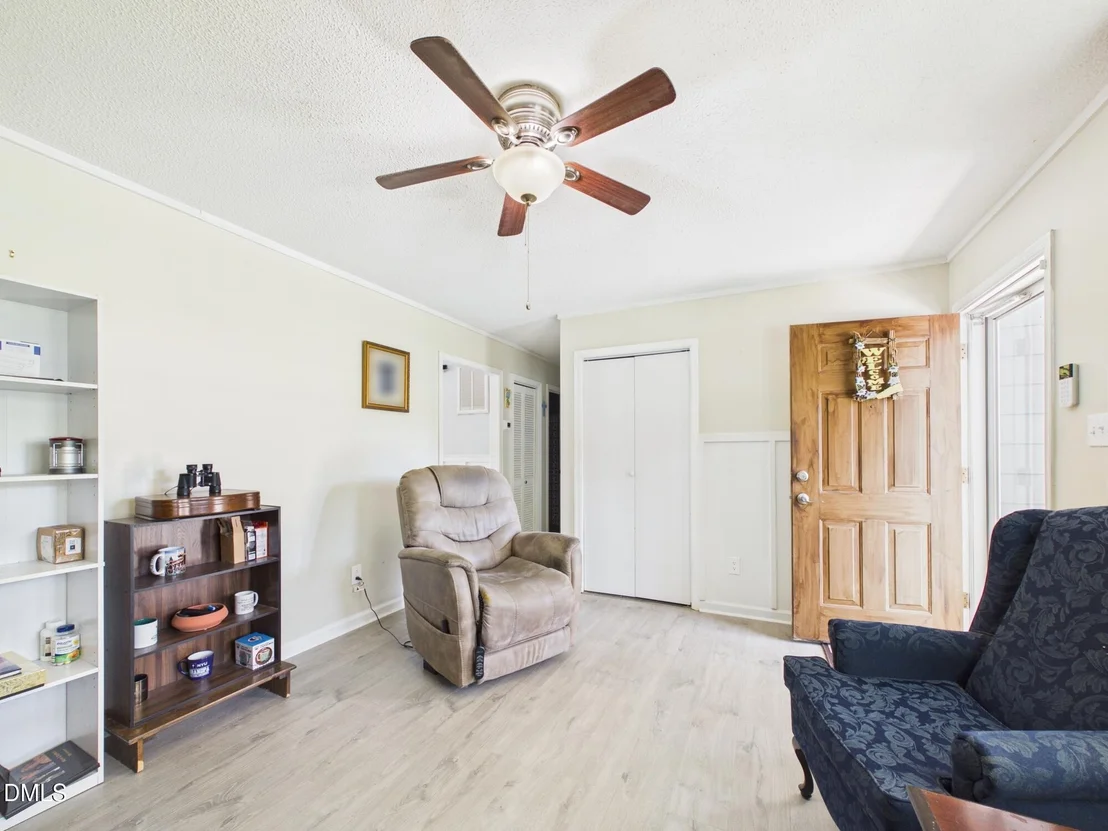 Photo of 1634 Hurdle Mills Road