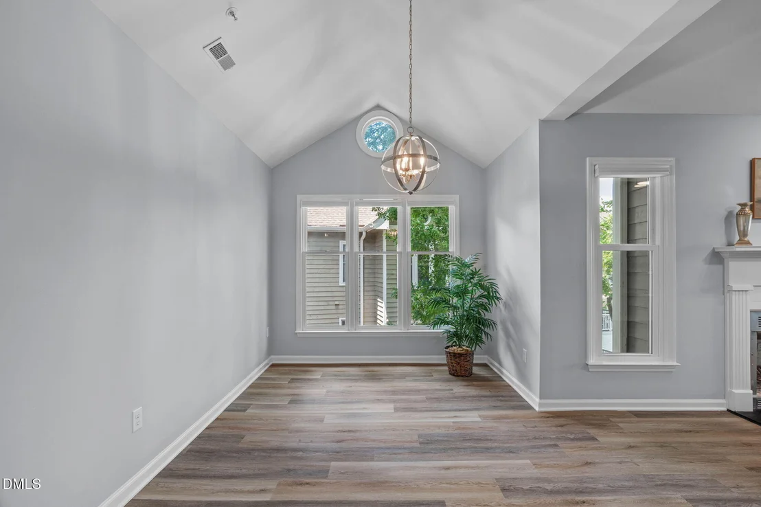 Photo of 735 Springfork Drive