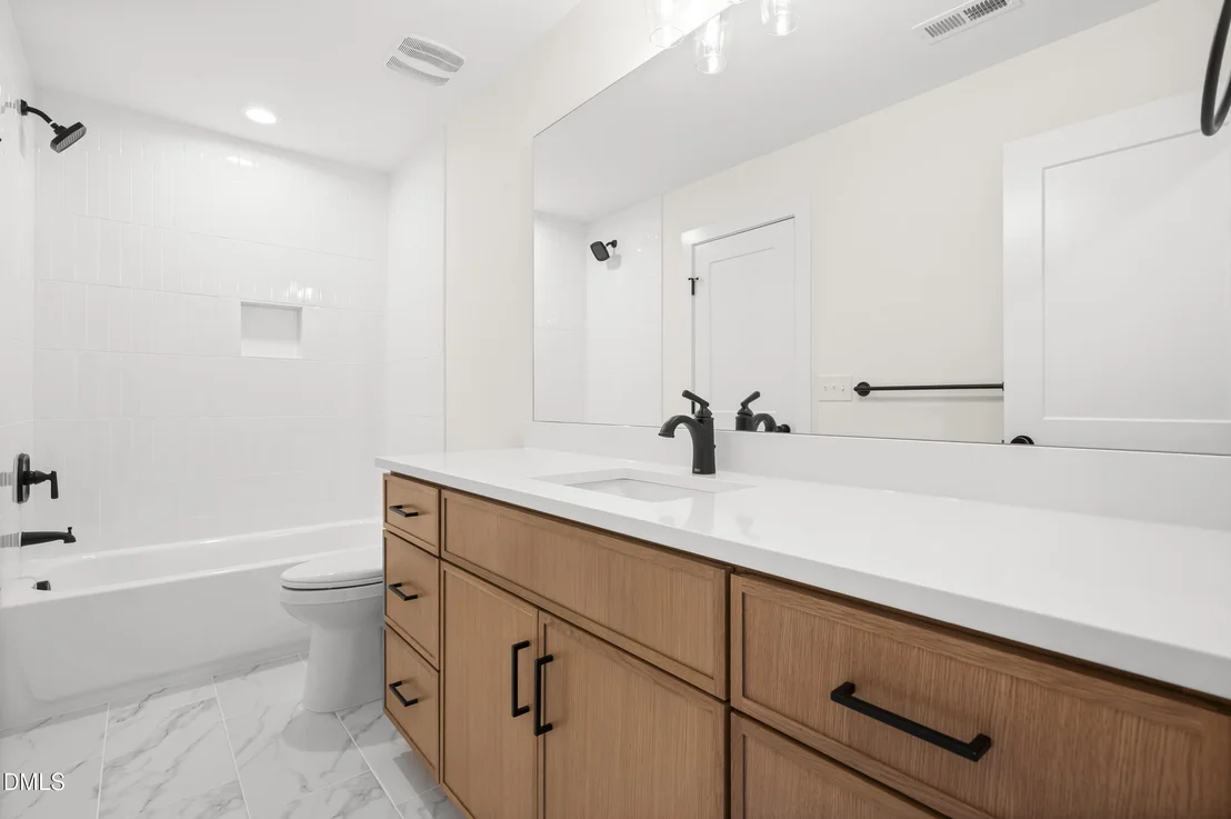 Photo of 708 Grayhaven Place