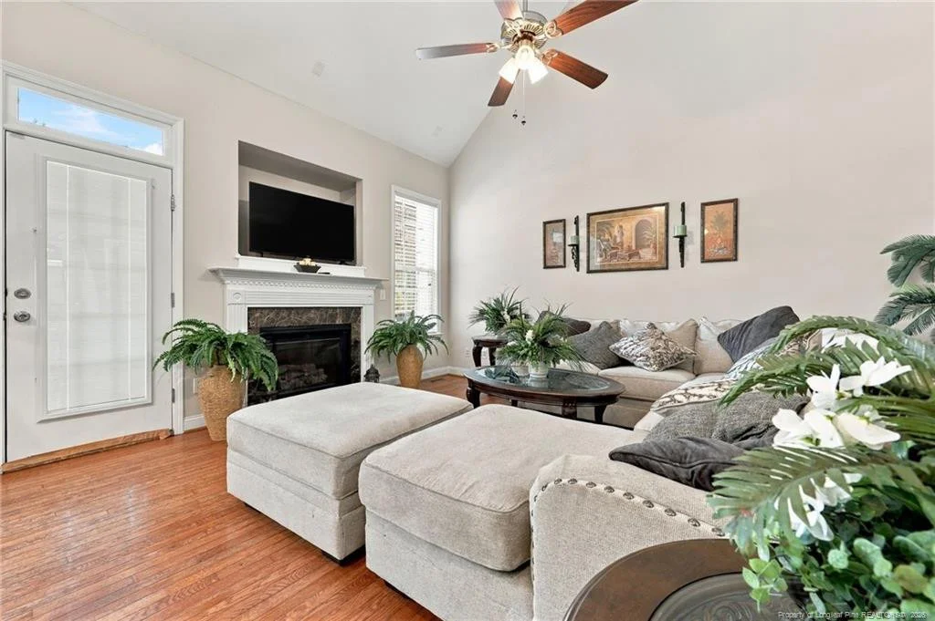 Photo of 188 Lamplighter Way