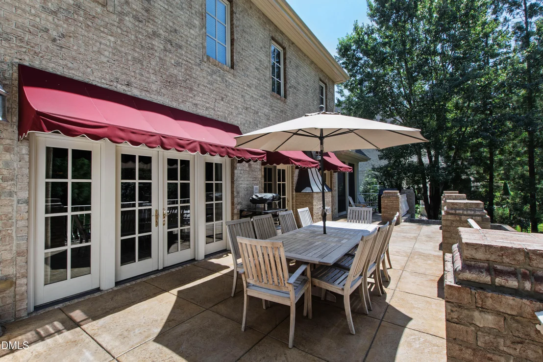 Photo of 113 Richelieu Drive