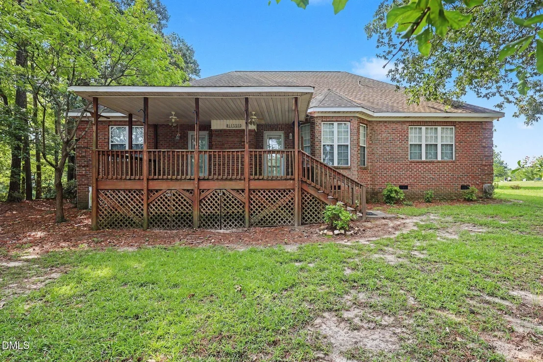 Photo of 113 Lake Point Drive
