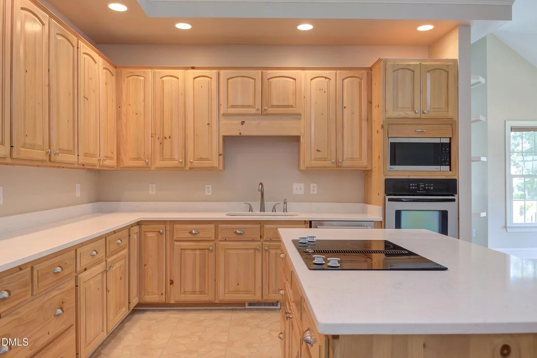 Photo of 2912 Hawtree Drive