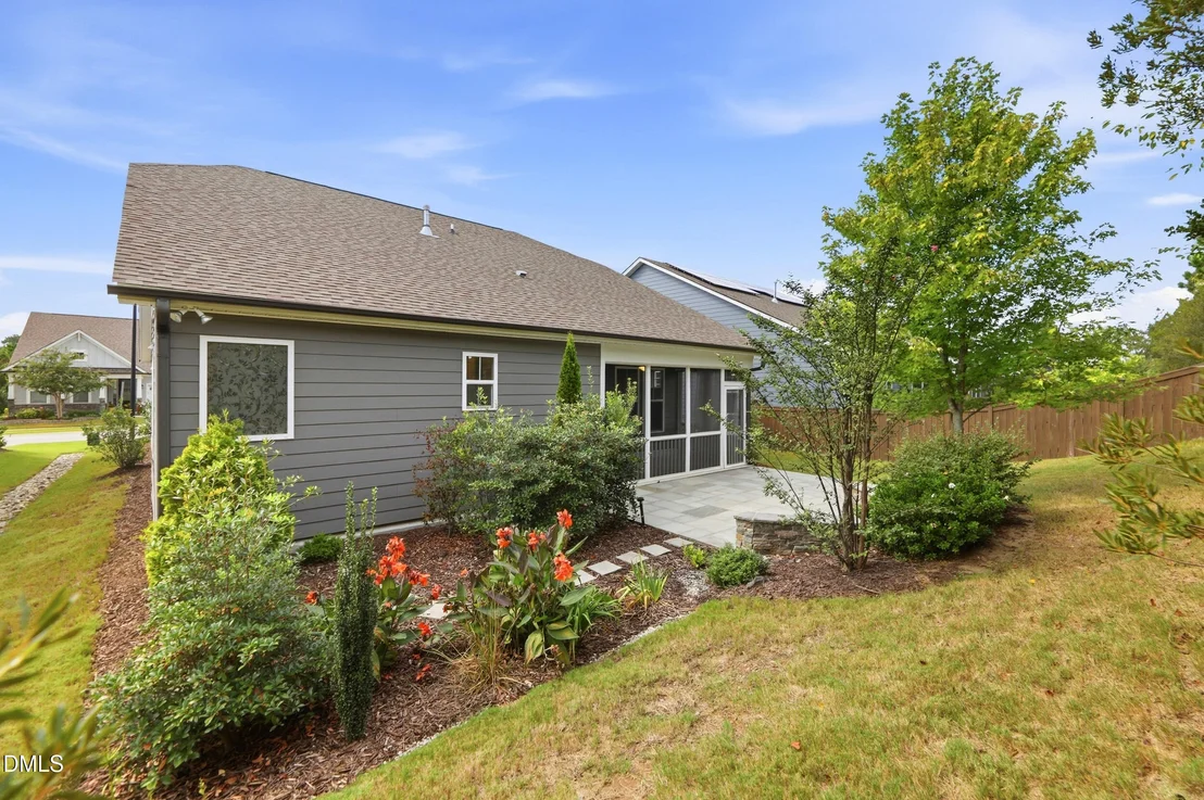 Photo of 1106 Pondfield Way